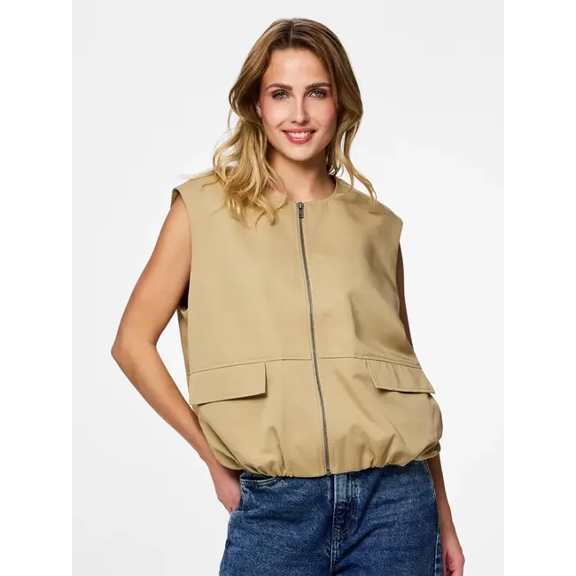 PIECES mouwloze bomber