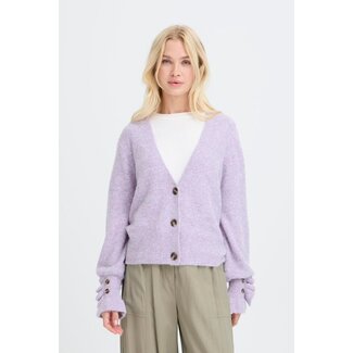 B.Young vest met accentmouwen