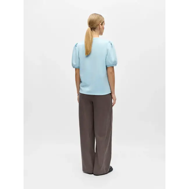 Object top met pofmouw lichtblauw
