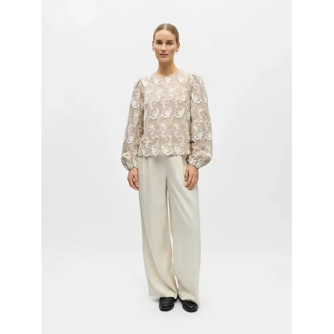 top met applicaties beige