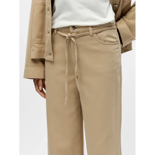 wide jeans met strikceintuur beige