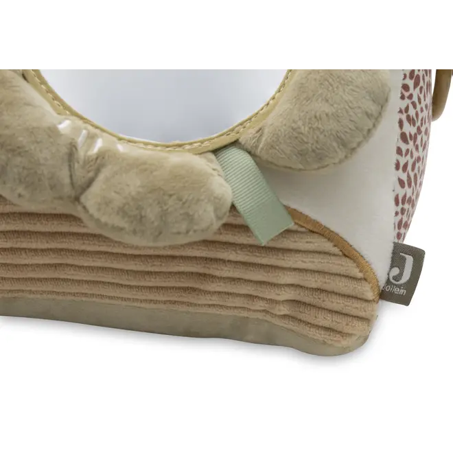 activity triangle tiny park