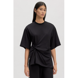 Edited getailleerde top zwart