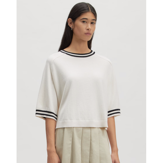 Knit shirt met zwarte strepen