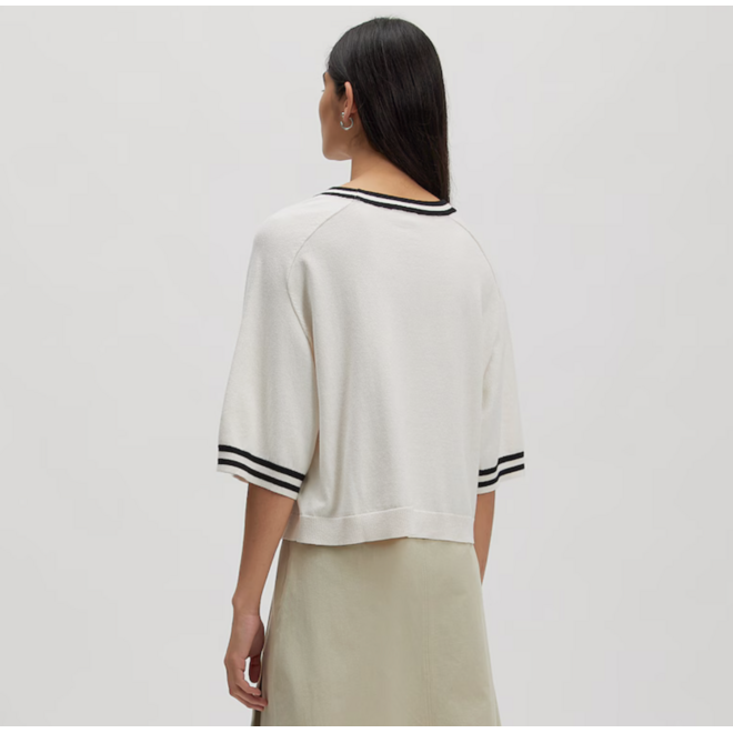 Knit shirt met zwarte strepen