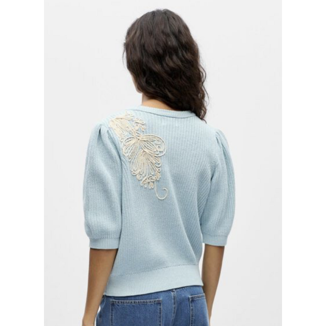 Knit pullover met bloem