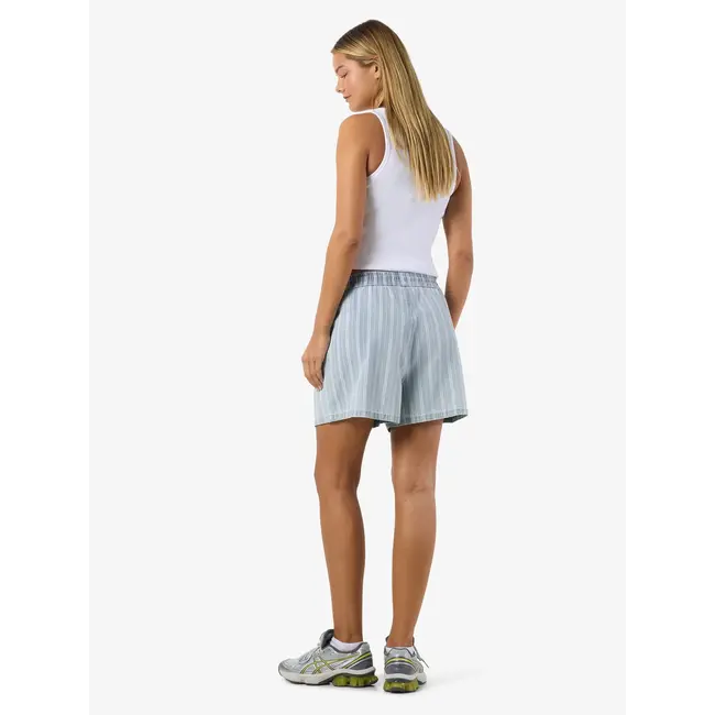 Noisy may denim shorts met elastische band