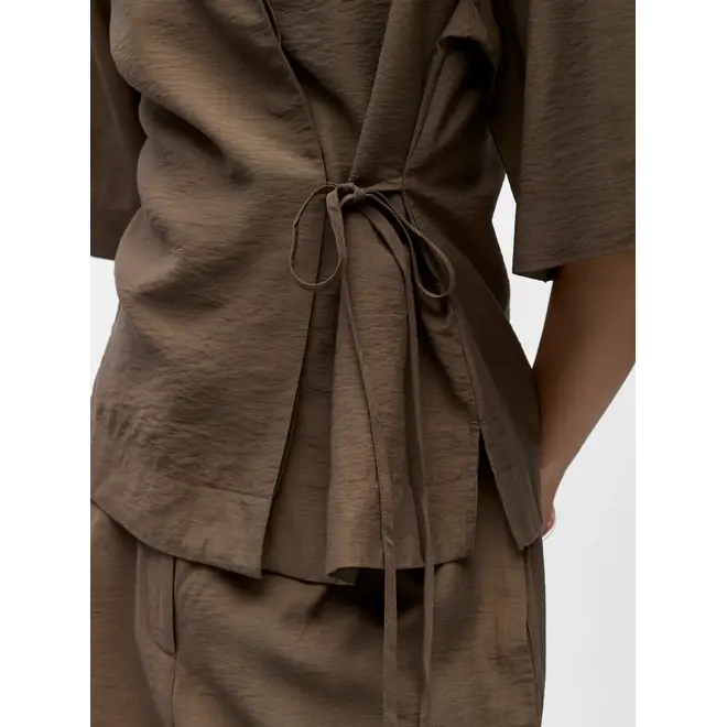 blouse met strikdetail