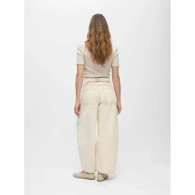 barrel jeans met contrast naden