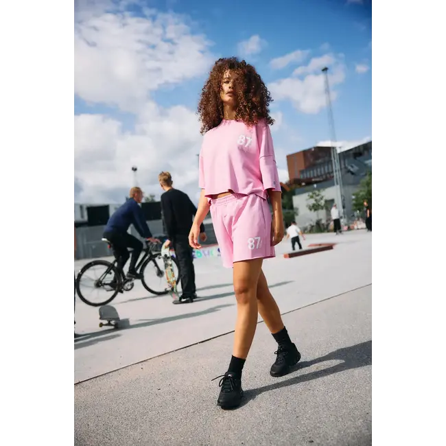 Noisy may sweat shorts light pink