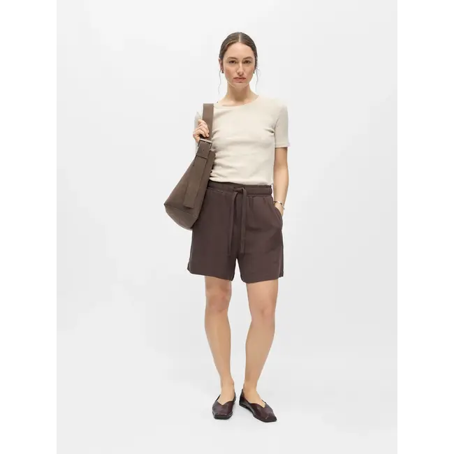 Object shorts in linnenmix bruin