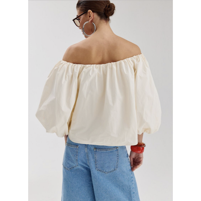 Harper&Yve Off-shoulder blouse