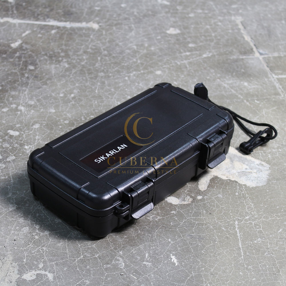 Reishumidor zwart 5 sigaren Cuberna.nl