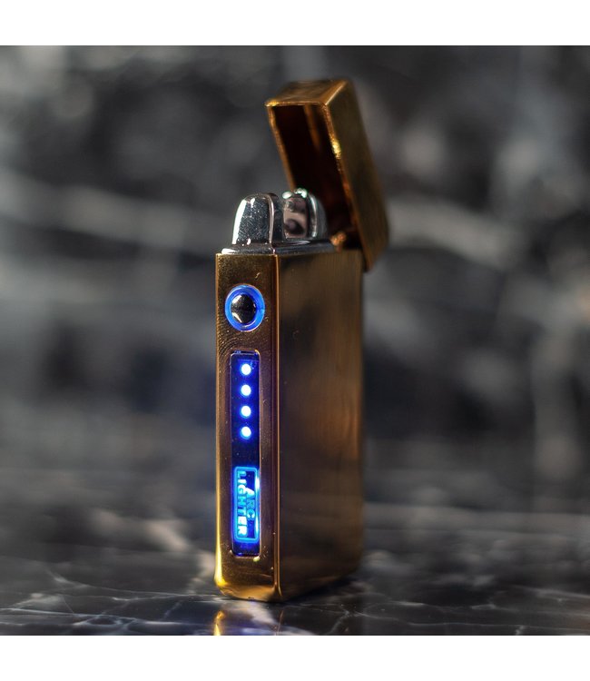 Cuberna Elektrische Plasma USB aansteker met batterij indicator Goud - Wind en Storm bestendig - Geschikt voor Kaarsen, Vuurwerk, Sigaretten en BBQ