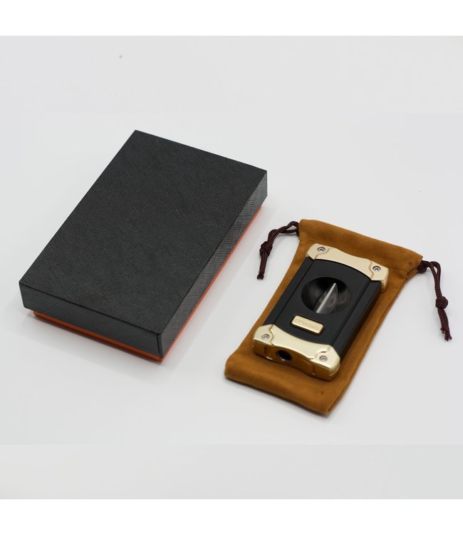 Cuberna sigarenknipper V-Cut met ingebouwde sigarenboor in zwart goud