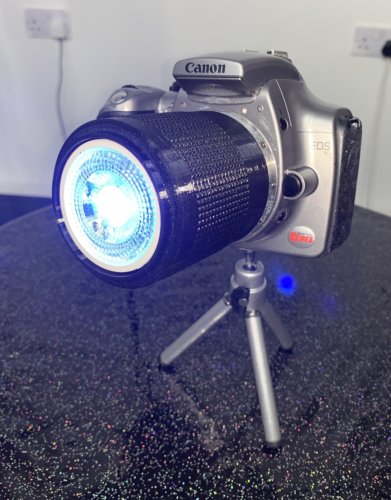 imagex Canon DSLR LED Photo Lamp 300D w/tripod