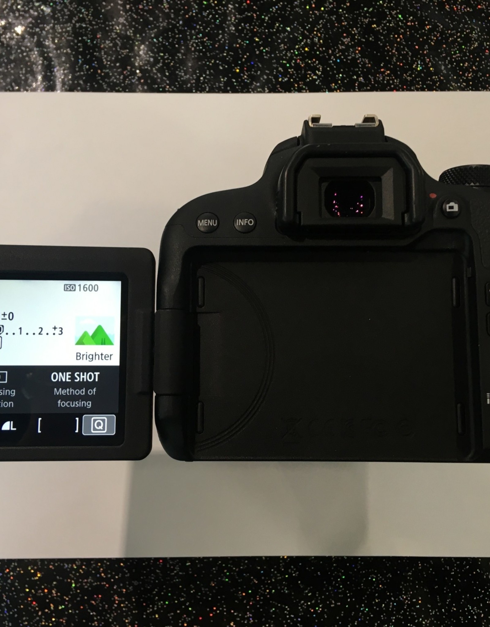 Canon Canon EOS 800D Digital SLR Camera