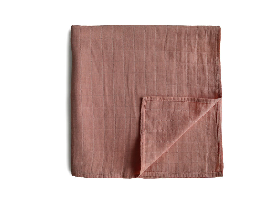 Mushie swaddle Cedar