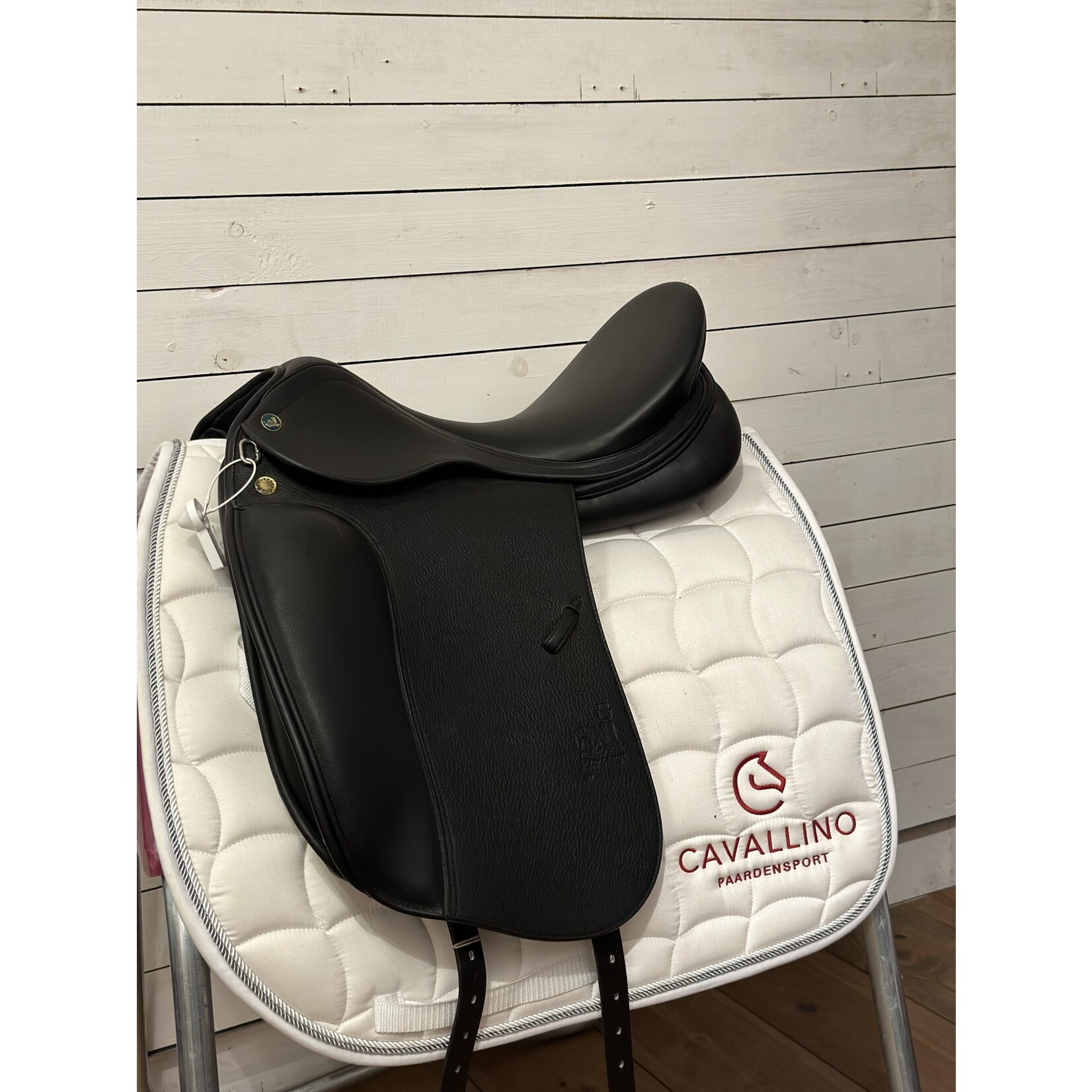 Prestige Prestige Zadel Top Dressage SP D Zwart 17/32