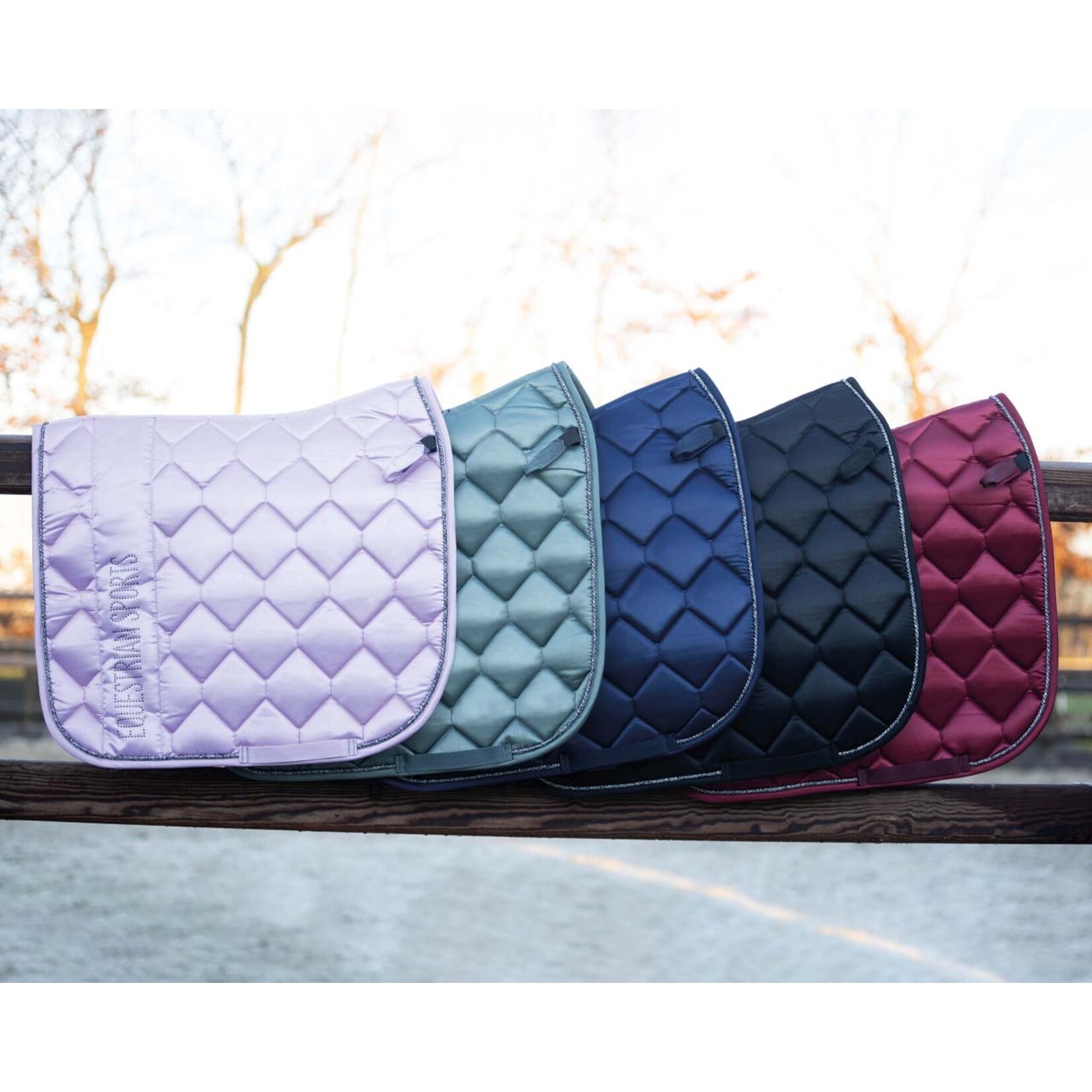 QHP QHP Zadeldek Gloss Bordeaux