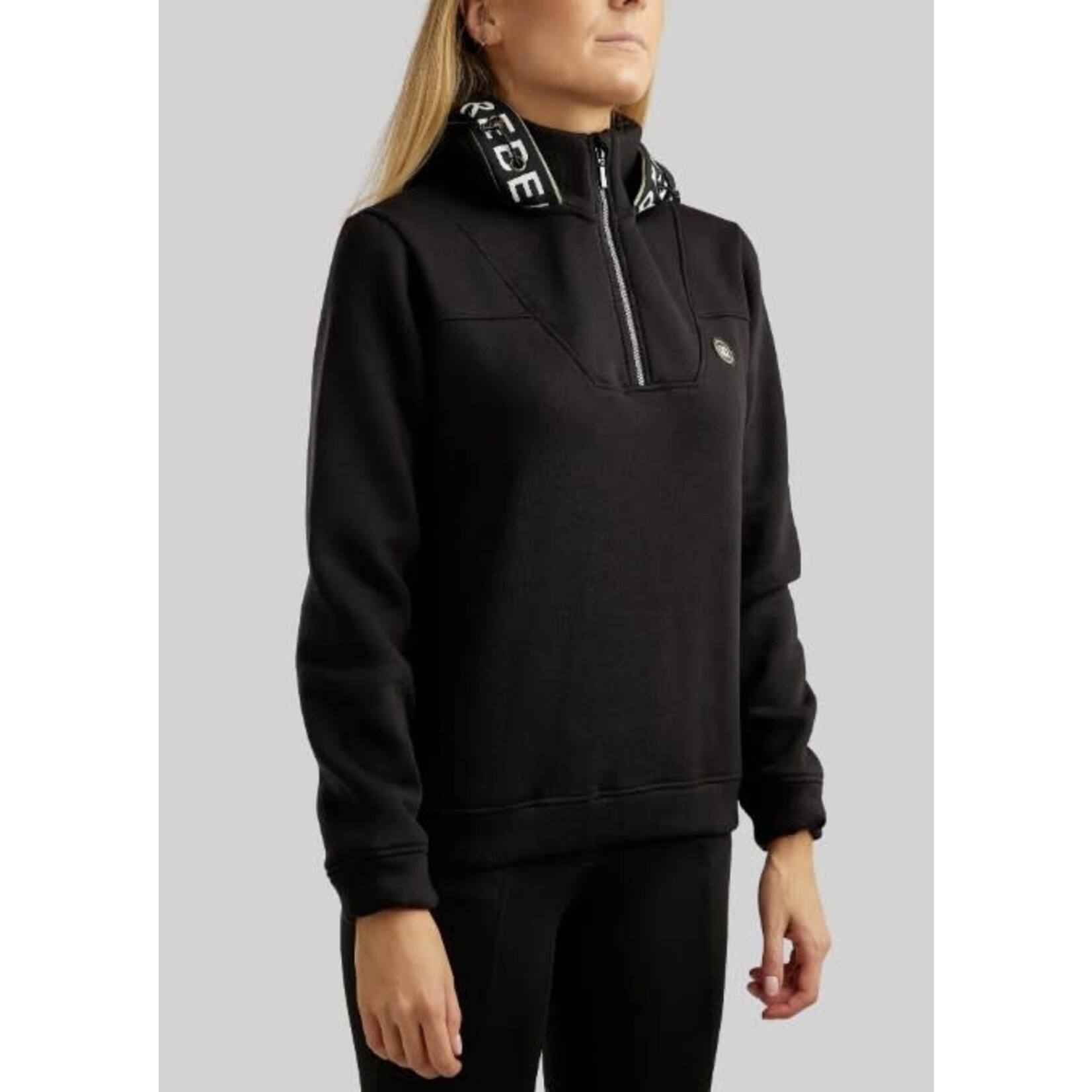 Montar Montar Rebel Quarter Zip Logo Hoodie