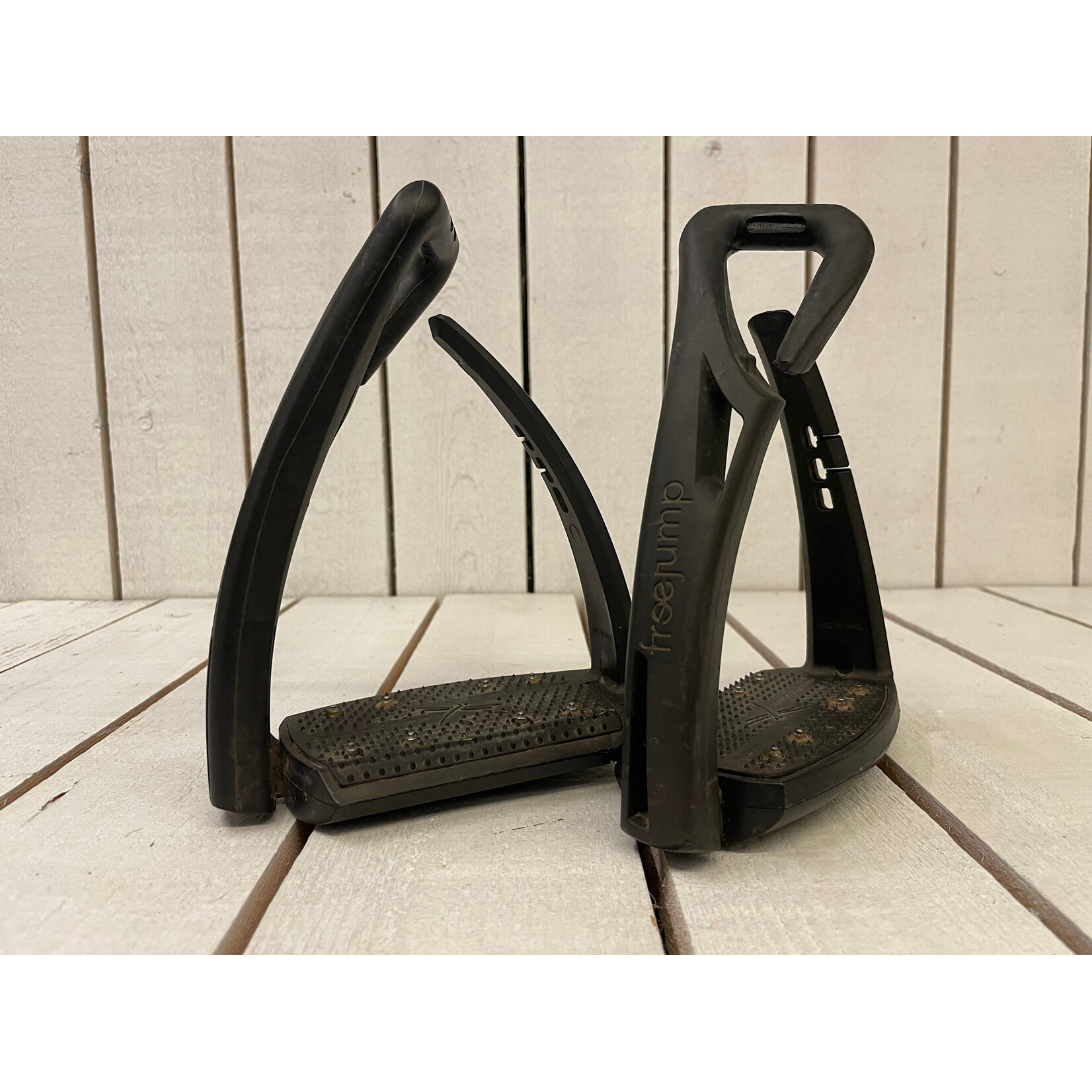 2de Hands 27/30-36 Freejump Stijgbeugels zwart/zwart