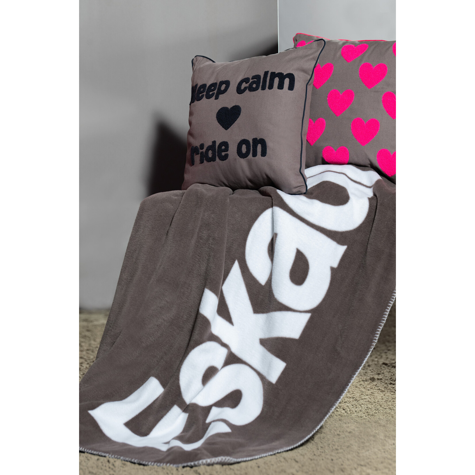 Eskadron Eskadron Dynamic Kussenhoes Keep Calm