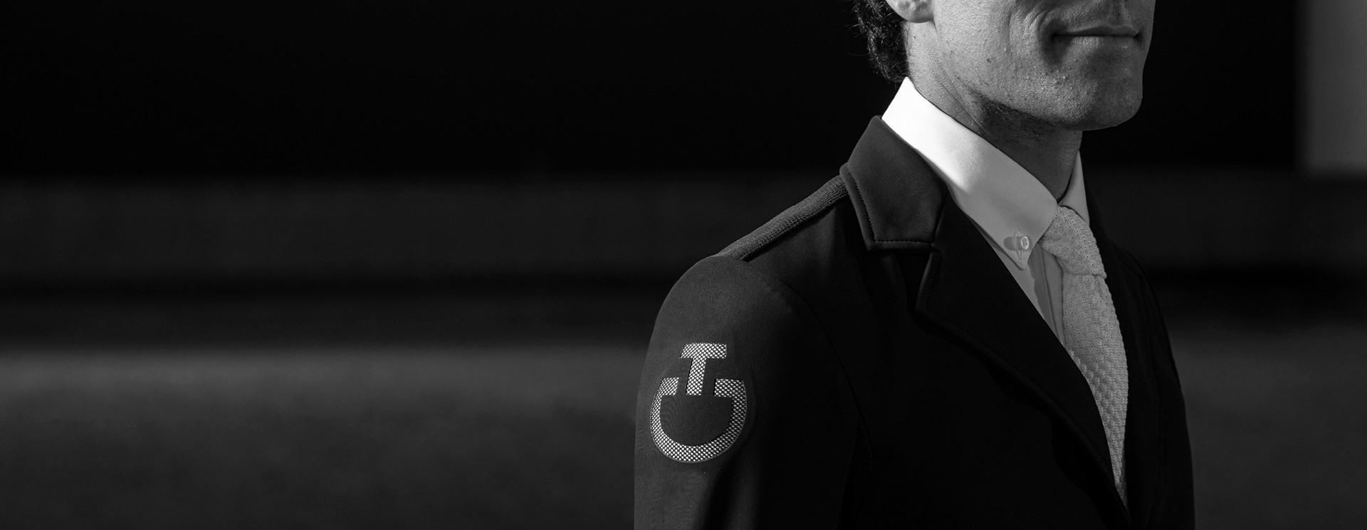 Show Jackets & Tail Coats