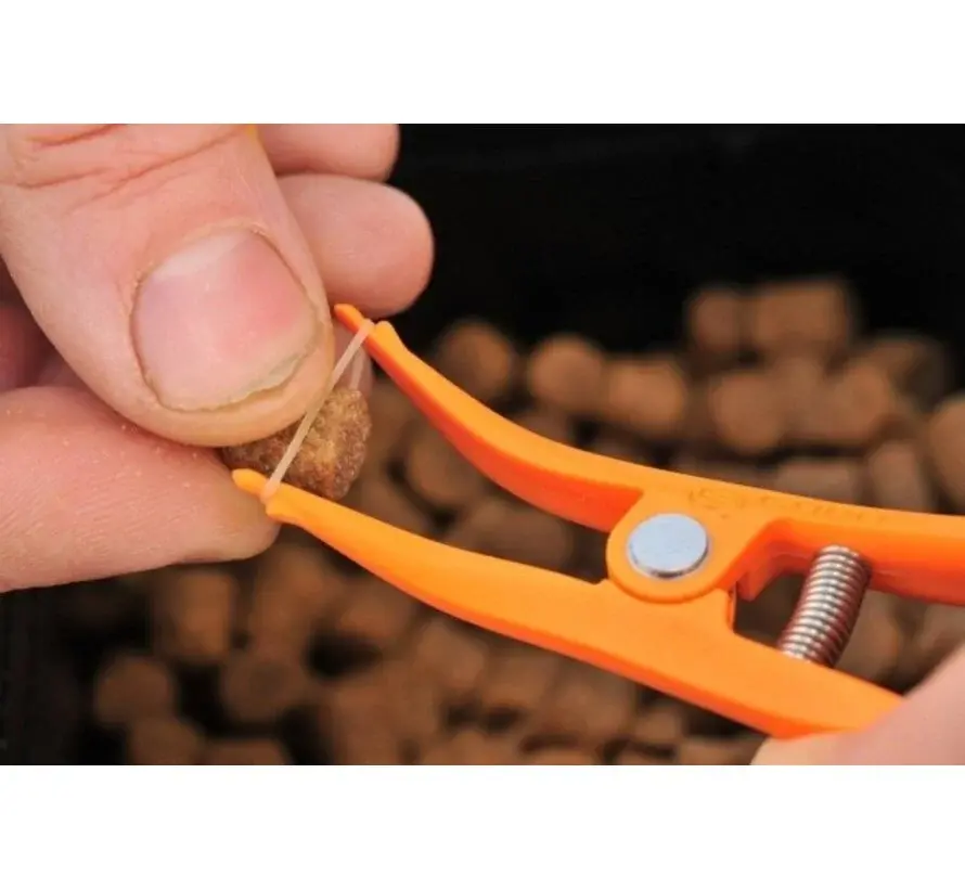 Guru Pellet Pliers