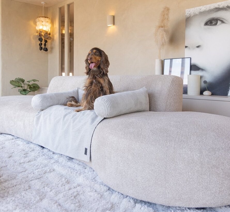 Designed by Lotte Bankkussen Ribbed lichtgrijs (50x45)