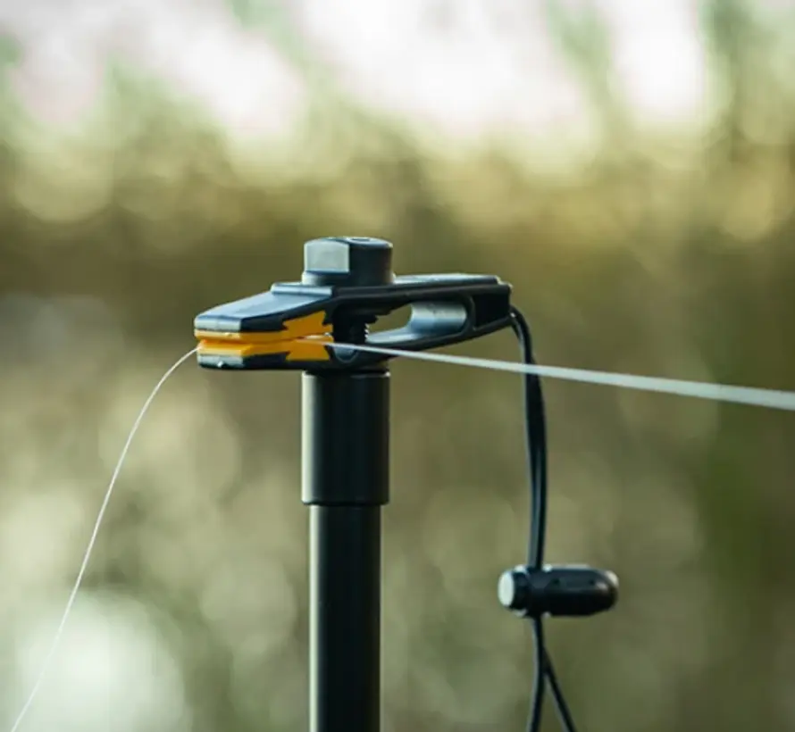 Pole Position Bank Line Clip