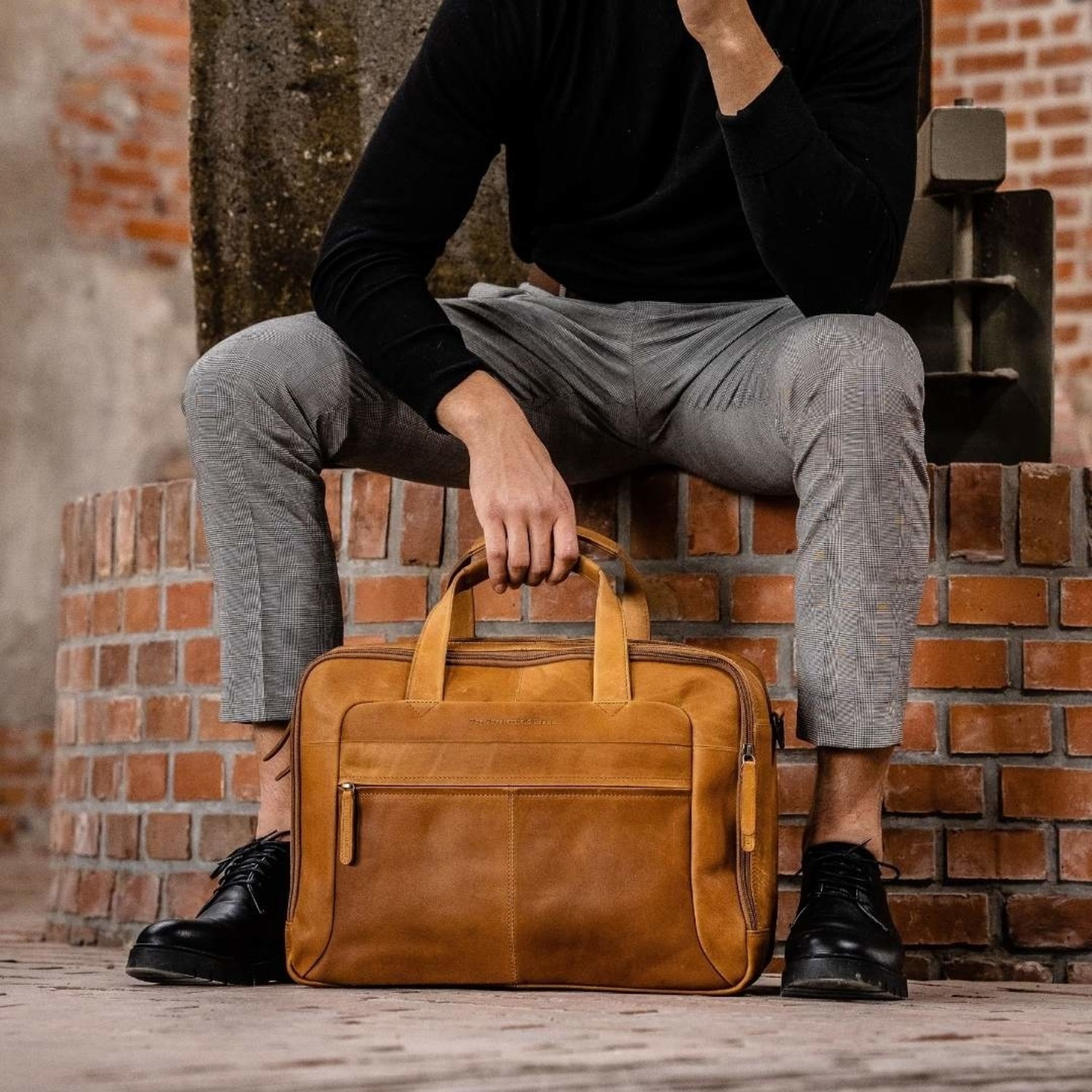 Leather Laptop Bag Cognac Ryan - The Chesterfield Brand