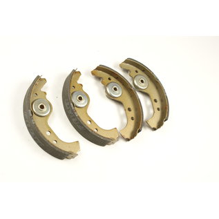 Rear brake shoe set A112 - 127 - 128