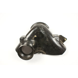 Exhaust manifold air guide A112