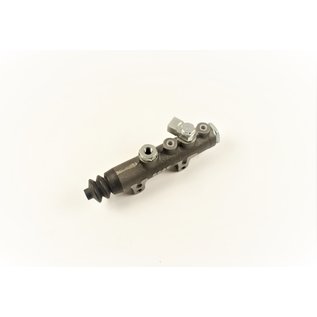 Master brake cylinder 900T - 850T