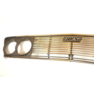 Grille Fiat 132