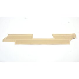 Beige mat links Lancia Flavia Coupe