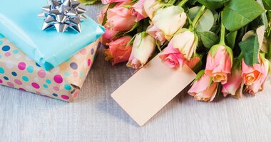 Abonnements, chèques cadeaux et entretien des tombes