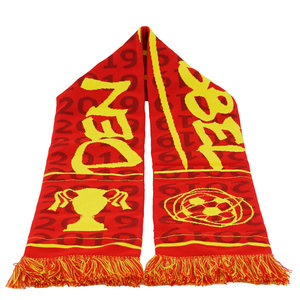 Scarf den dubbel