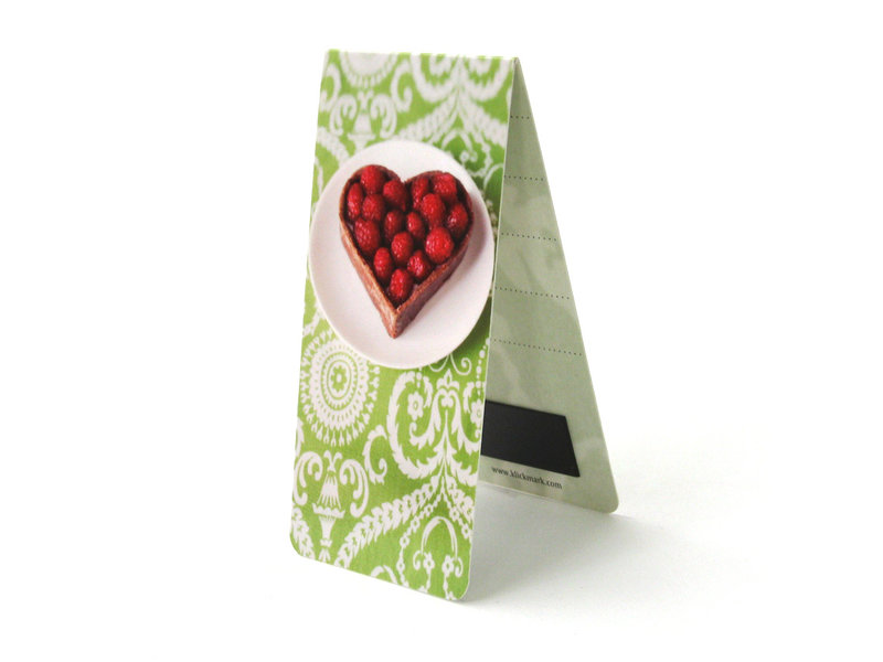 Magnetic Bookmark, Heart shaped cake, green