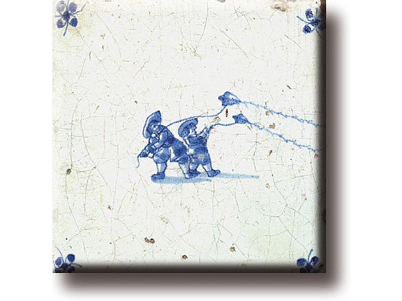 Fridge magnet, Delft blue tile, Children's games: Kiting