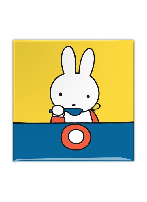 Kühlschrankmagnet, Miffy isst