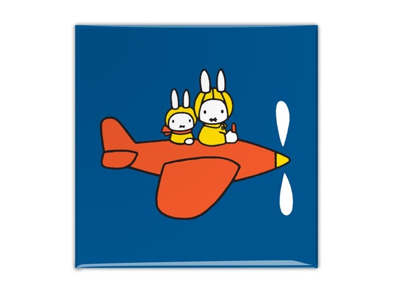 Fridge magnet, Miffy in an airplane
