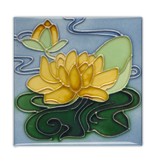 Imán de nevera, Azulejo Art Nouveau, Lirio de agua amarilla