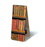 Marcapaginas magnético, libros antiguos en un estante