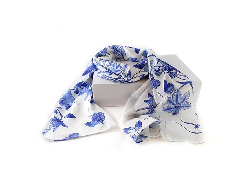 Scarf, Delft Blue Birds