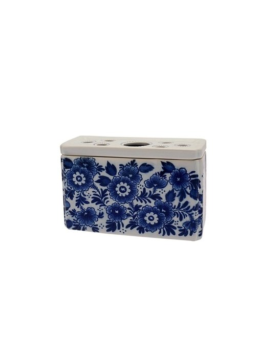 Delft blue tulip vase, rectangular