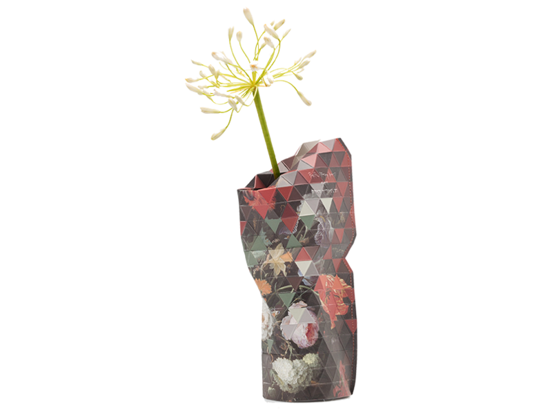 Papiervase, Stillleben mit Blumen und einer Uhr, A. Mignon