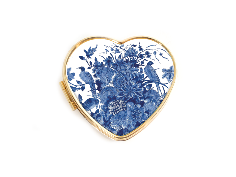 Pillbox heartshape ,Delft blue Bird