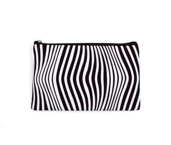 Pouch, Optical illusions